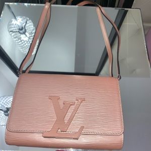 LOUIS VUITTON Epi Louise PM Strap Rose Clair